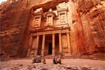 Al Khazneh - the treasury, ancient city of Petra, Jordan Al Khazneh - the treasury, ancient city of Petra, Jordan